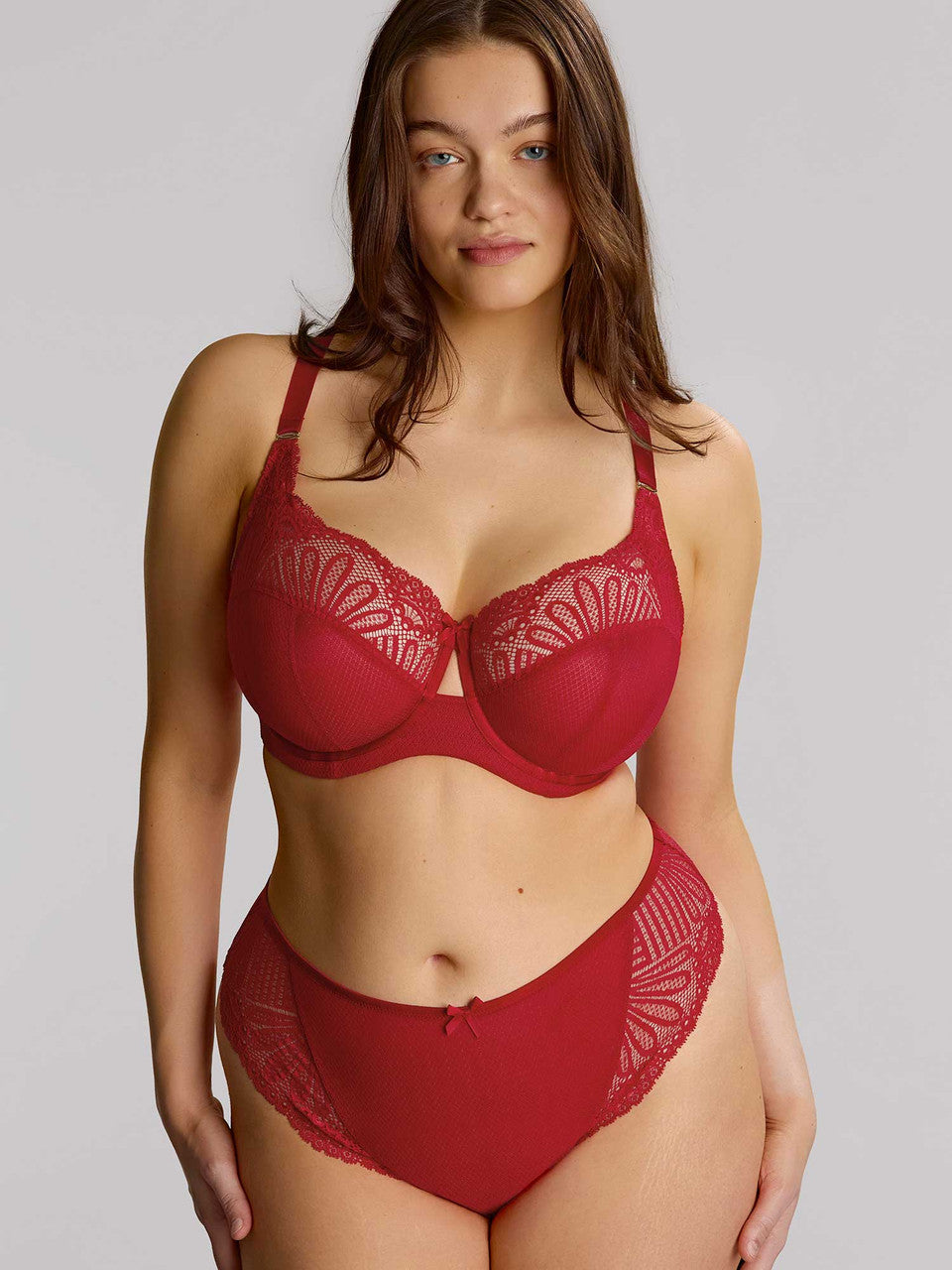 Entice Full Cup