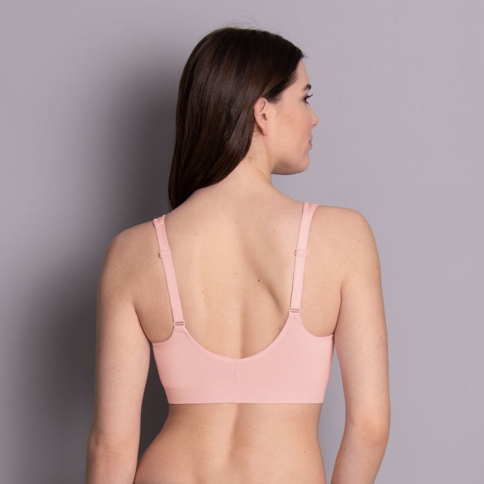 Lynn zip front bra in soft pink with seamless underwire cups adjustable straps and a supportive back design
