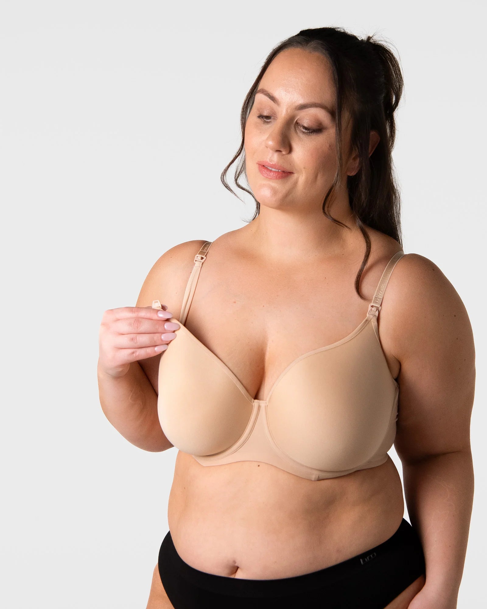 Forever New T-Shirt Nursing Bra: beige underwire with adjustable straps