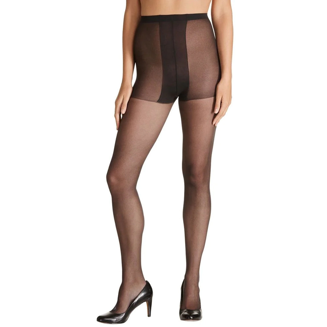 Womans legs wearing Kayser hosiery