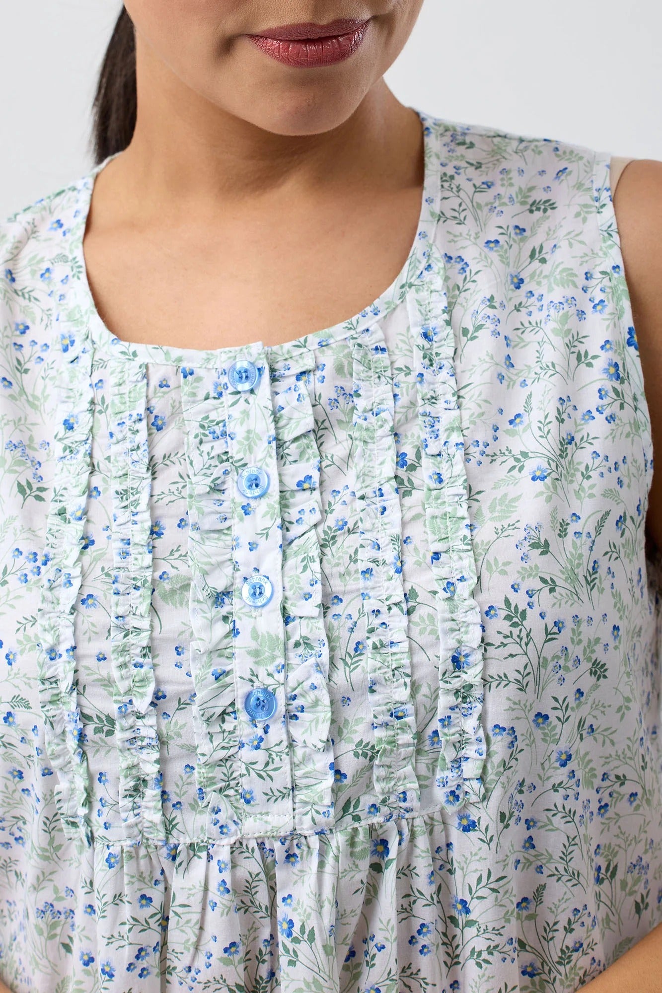 Pansies Sleeveless Nightie