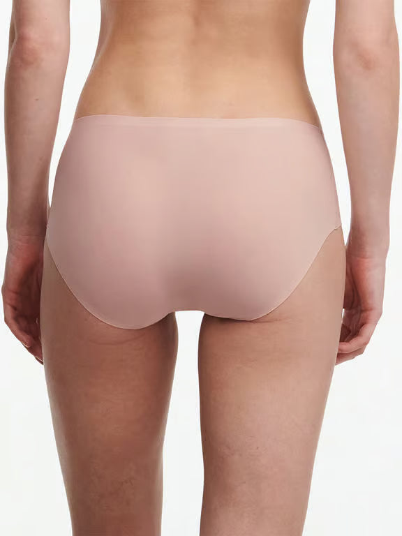 Softstretch hipster brief seamless nude-colored brief with smooth form-fitting stretch fabric for comfortable wear