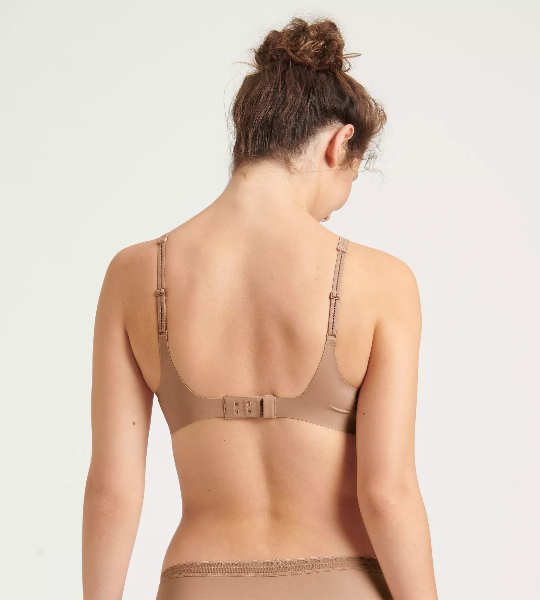 Body Adapt Twist T-Shirt Bra