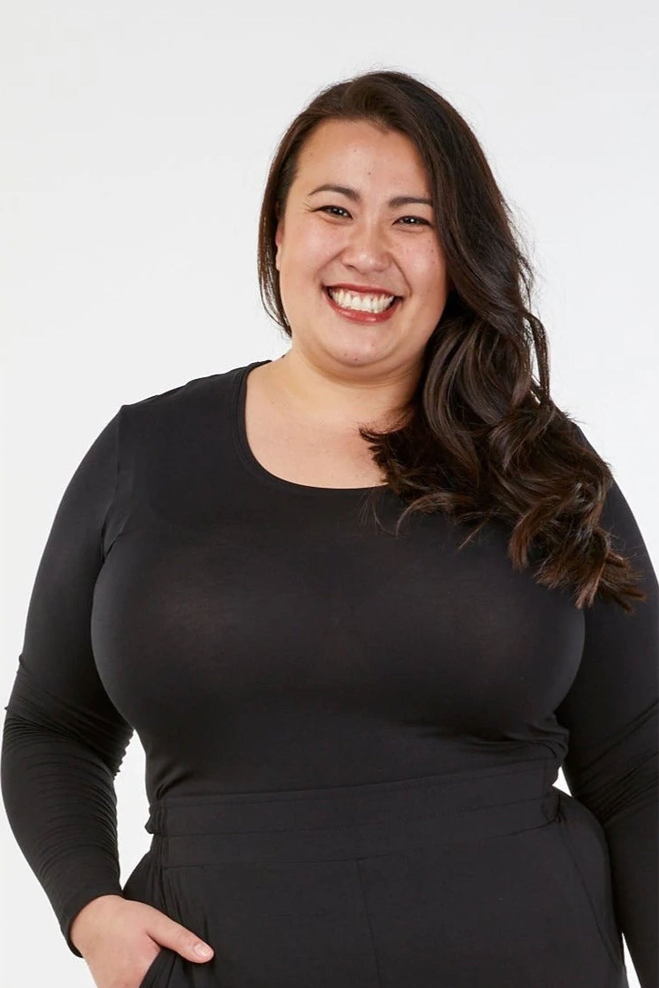 Woman wearing Black Tani Long Sleeve Scoop Neck Tee 79350
