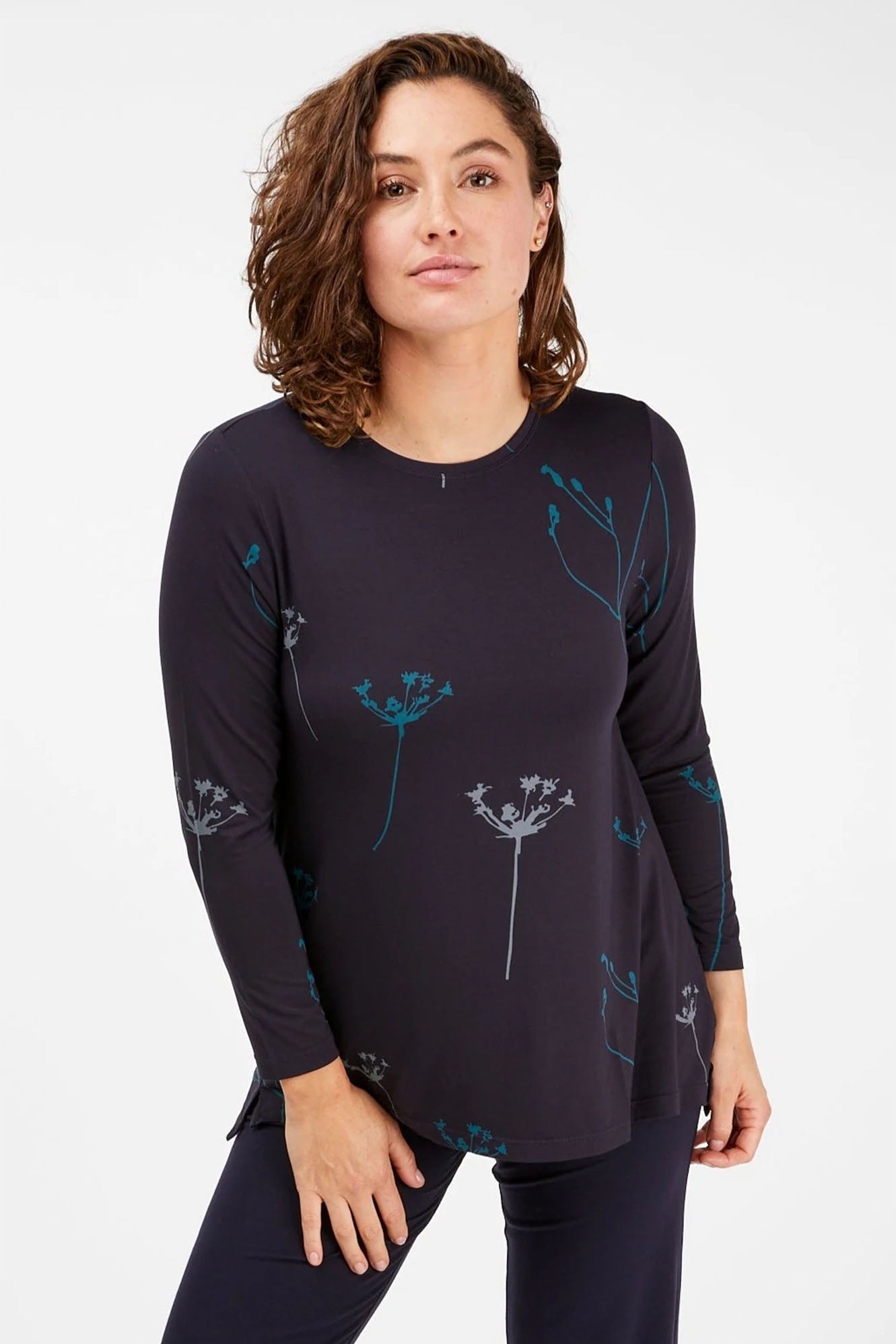 Woman wearing Tani Swing Long Sleeve in Dandelion Print 79372