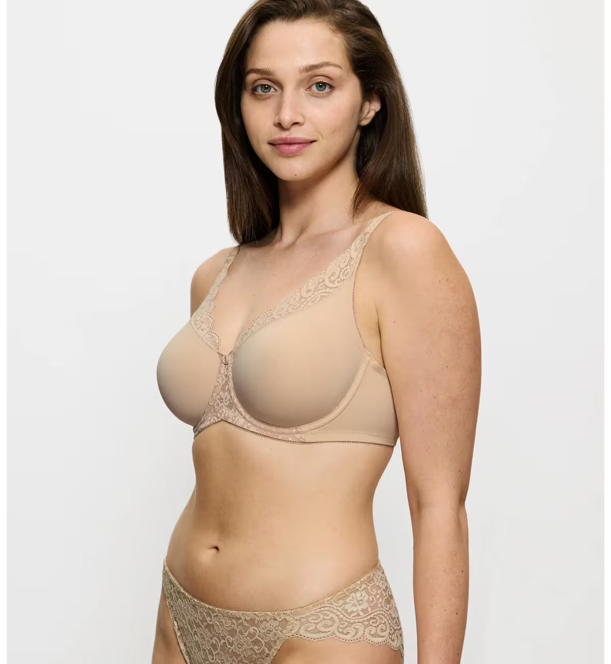Beige lace-trimmed push-up bra amourette w01 with delicate floral detailing and supportive design