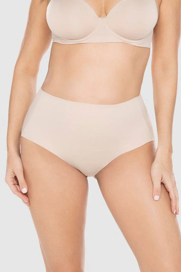 Wonderful Edge Hi-Waist Light Shaping Brief