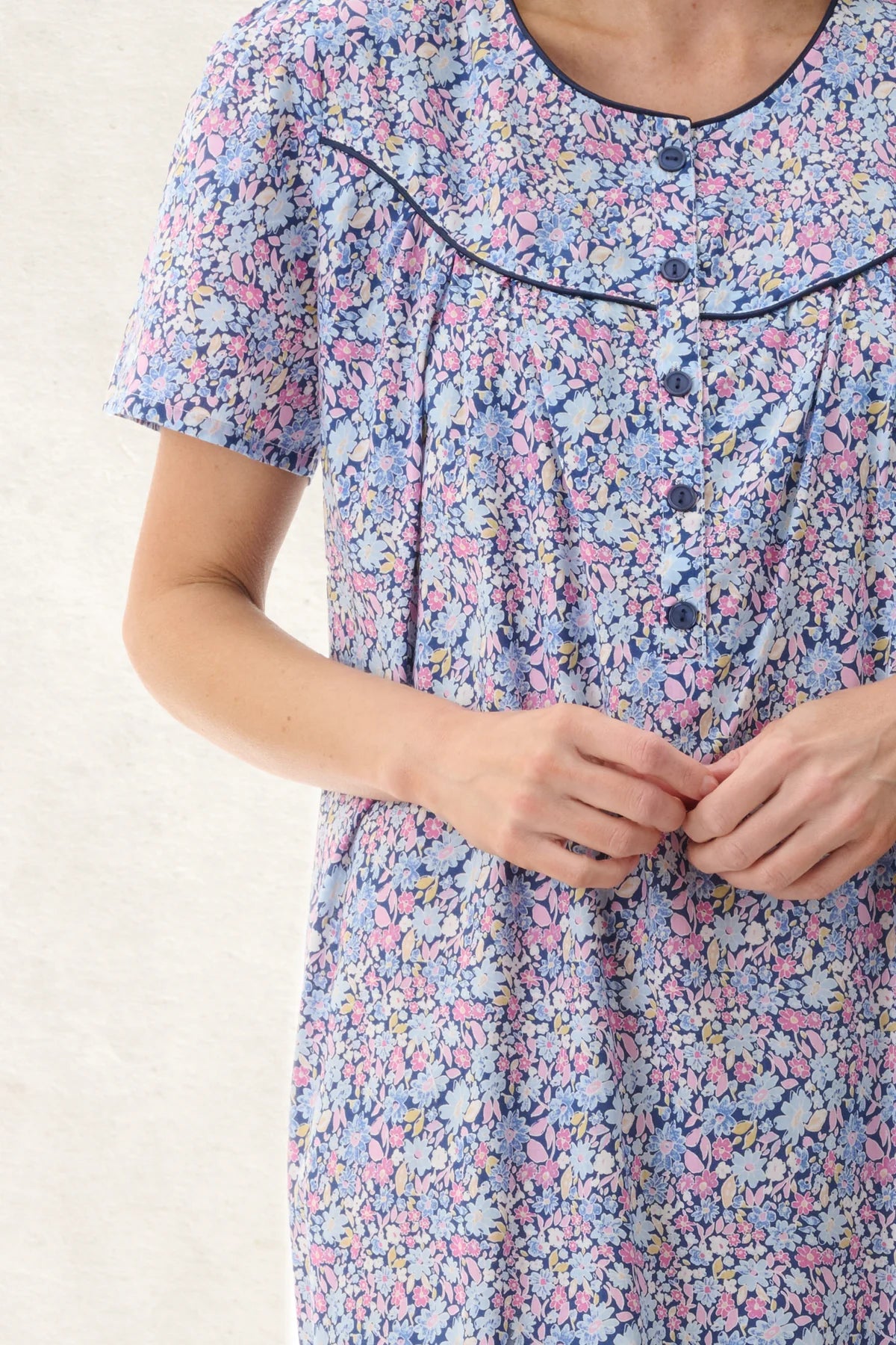 Daisy Short Sleeve Short Nightie