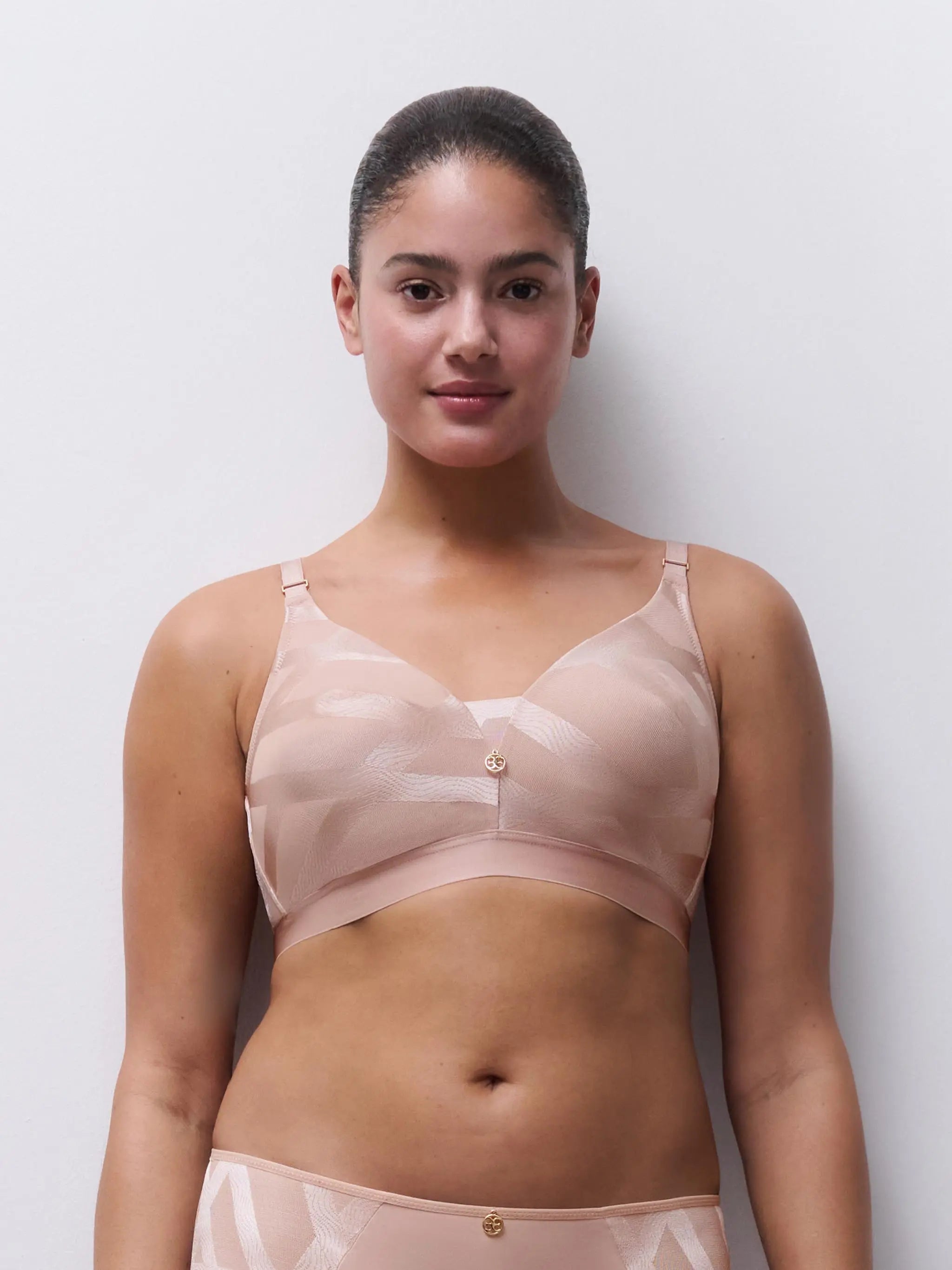 Glaze Non-Wired Bra in nude with geometric pattern and metallic clasp