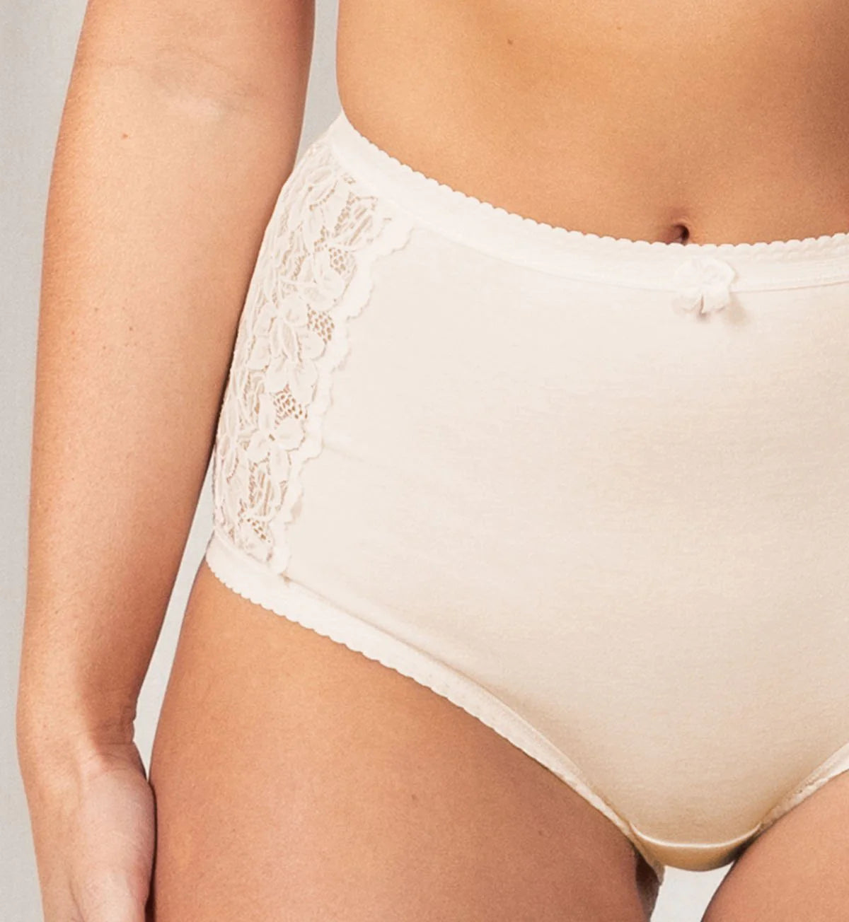Bonds Womens Cottontails Full Brief Underwear Nude White Plus Size