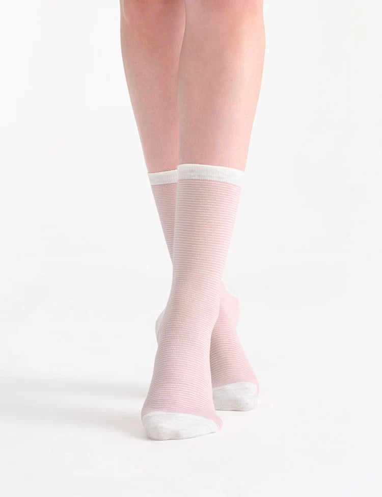 Pink ribbed ankle socks with white toe and cuff from lina fine stripe crew sock collection made of soft cotton blend