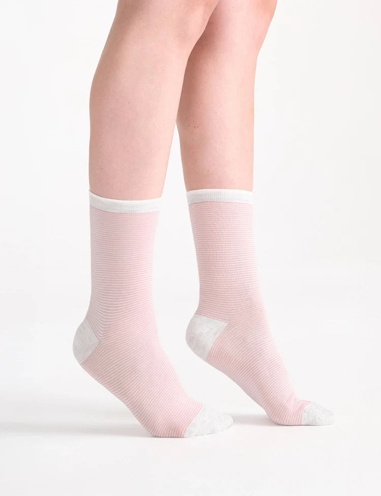 Pink ribbed ankle socks with white trim at top and toe from lina fine stripe crew sock collection
