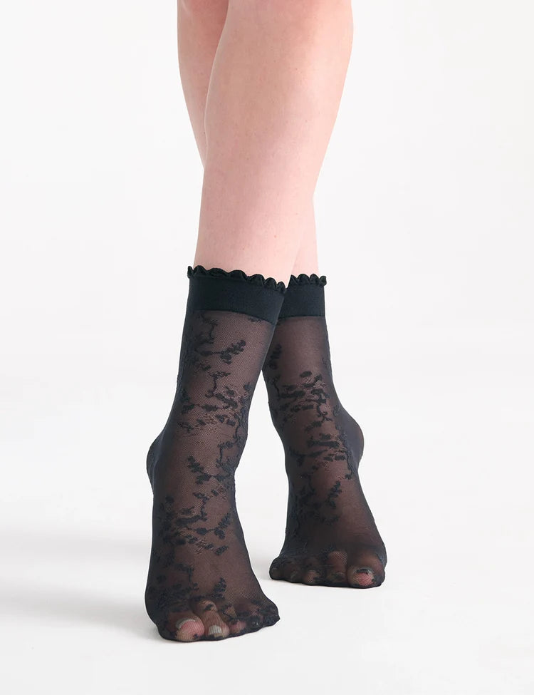 Black lace ankle socks elanora floral anklets with scalloped cuff and delicate floral pattern