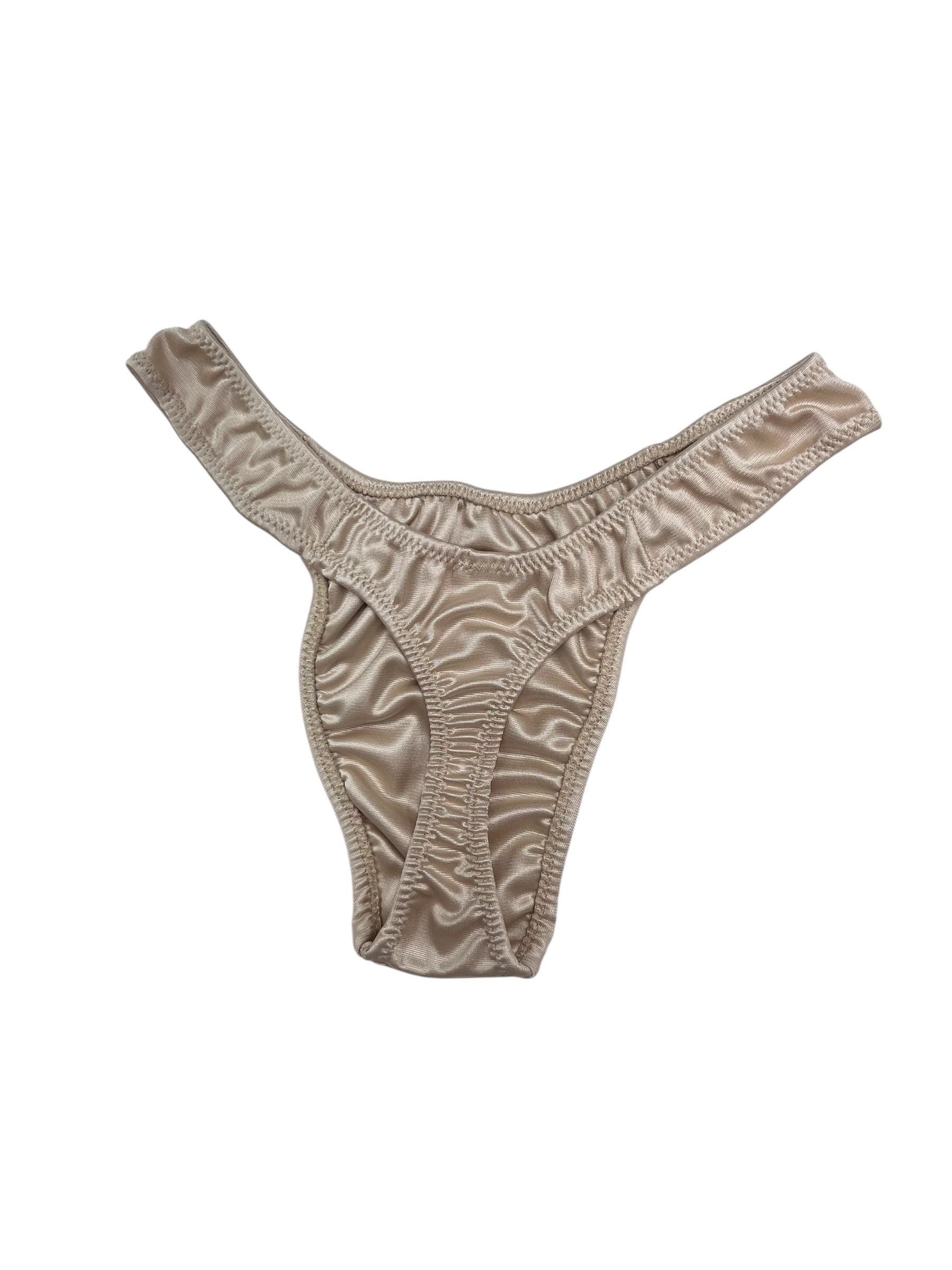 TRANSFORM Gaff beige satin thong with glossy finish and ruched sides