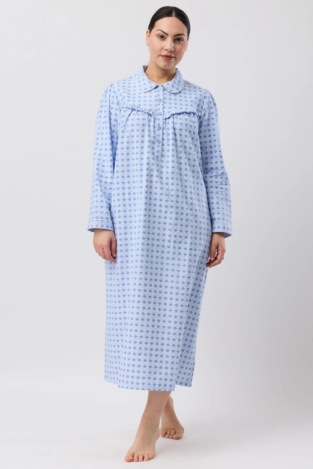 A light blue fleur de lys collar nightie with subtle geometric pattern and classic collar for comfortable sleepwear