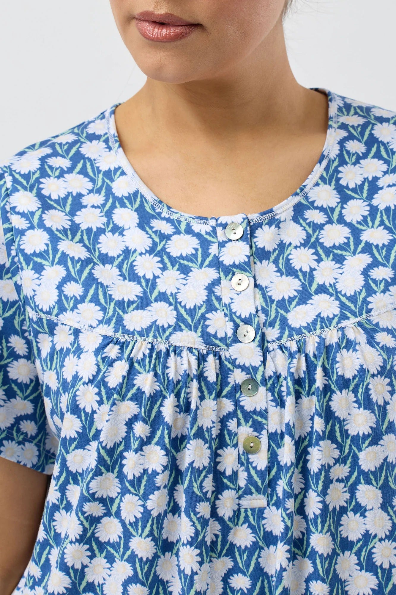 Daisies Nightie