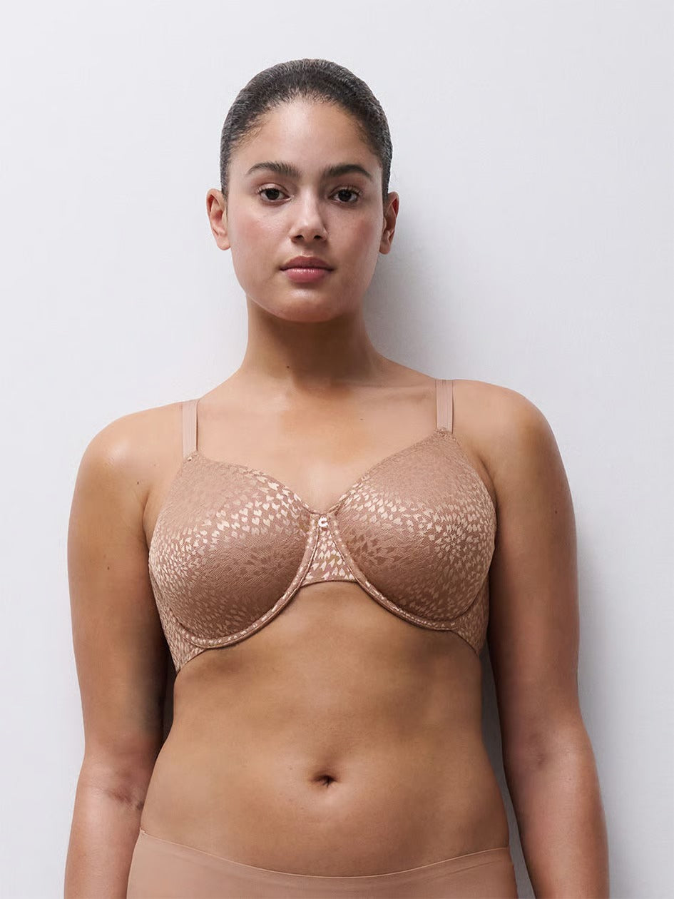 Beige lace underwire magique minimizer bra with subtle geometric pattern and thin straps for comfortable support