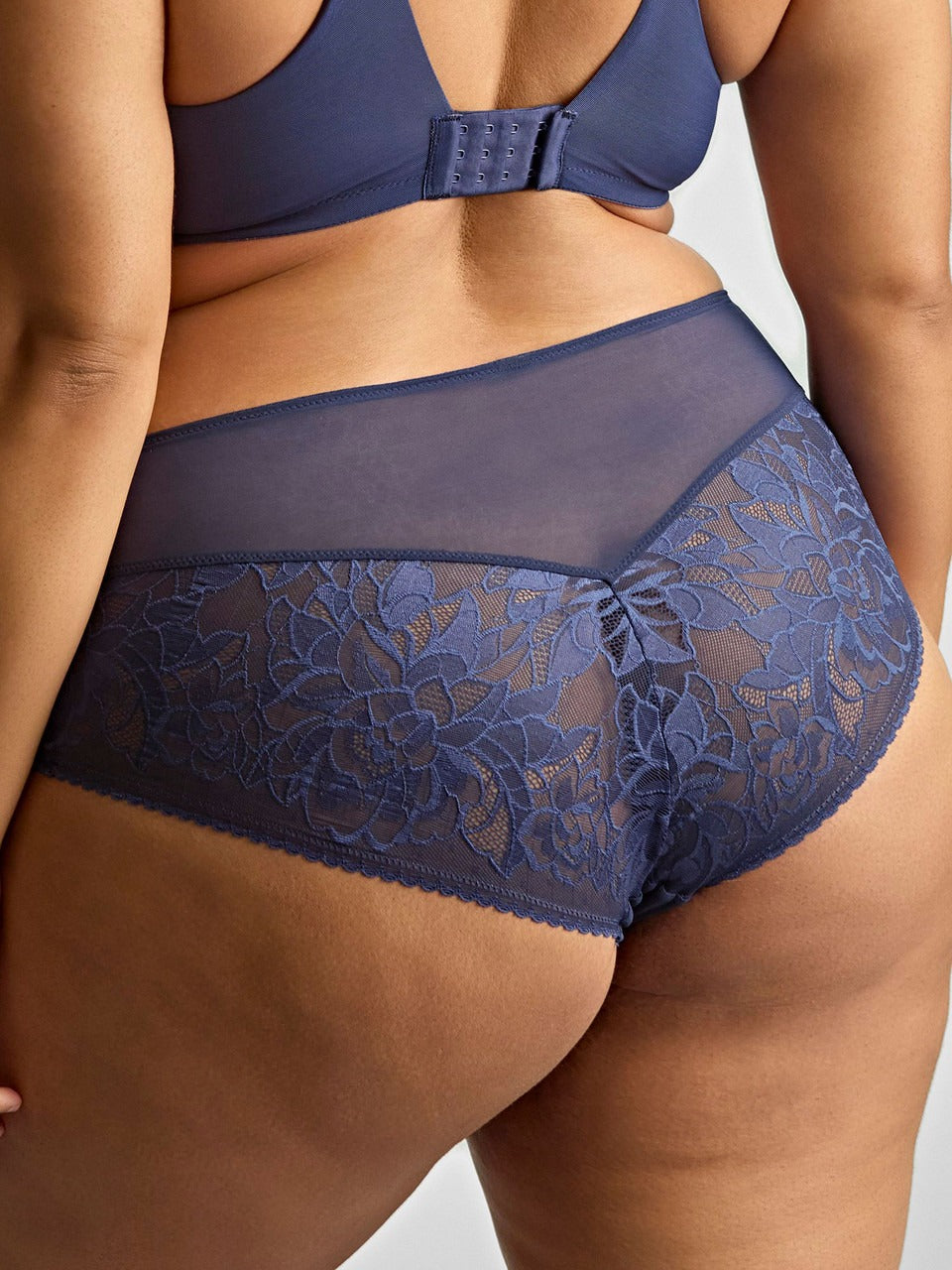 Dream Deep Brief