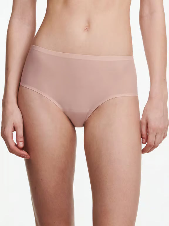 Softstretch hipster brief in sheer nude color with a smooth seamless design and high-waisted fit