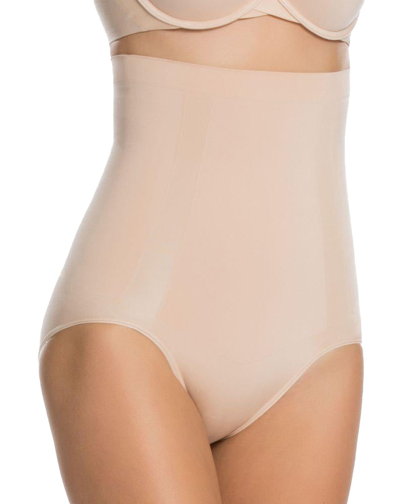 OnCore high-waisted shaper short