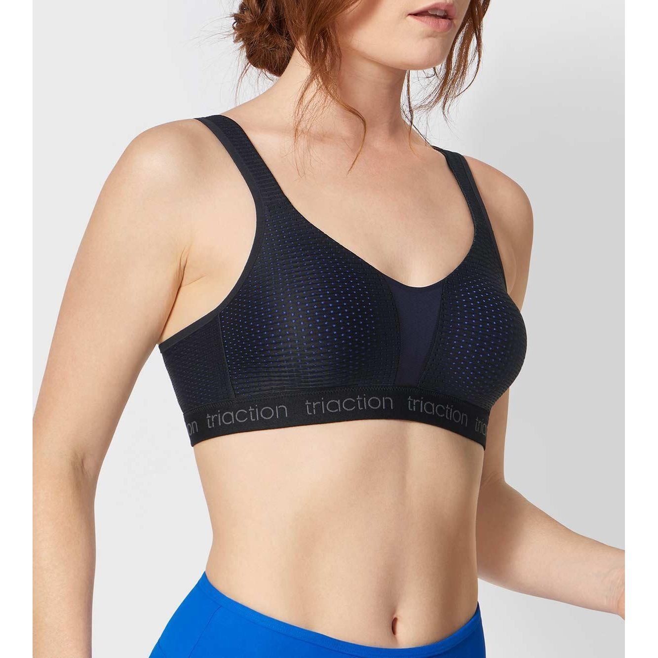 Triumph Sports Bra 12DD / Black Triaction Energy Lite Wire Free from Illusions Lingerie in Melbourne